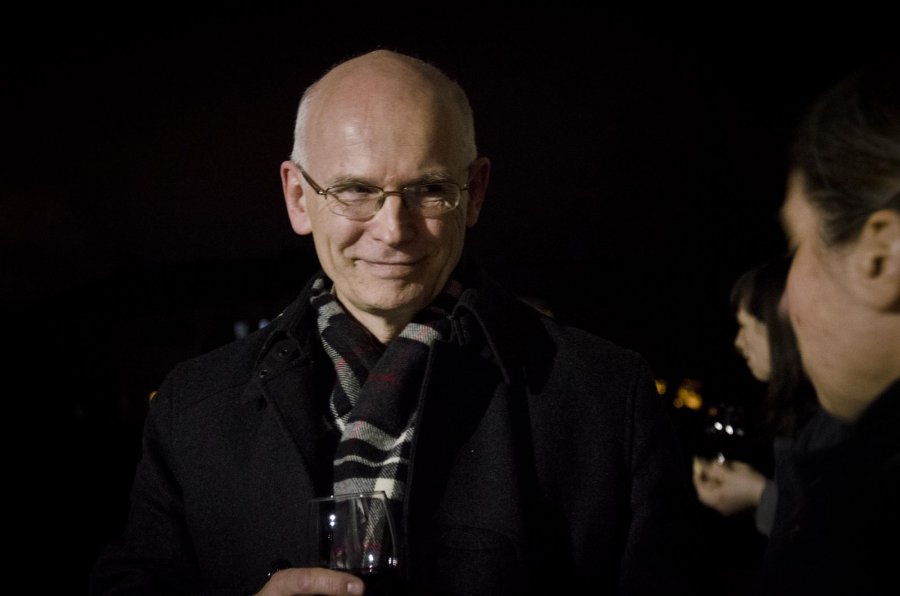 Mesto nad reko Dolar 14